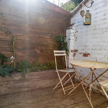 Hereford City - St Owens Terrace - Comfortable & Spacious Well Presented Three Storey House, Perfect For A Weekend Away & Exploring The City On Foot - Hosted By Rentmyhouse Exterior photo