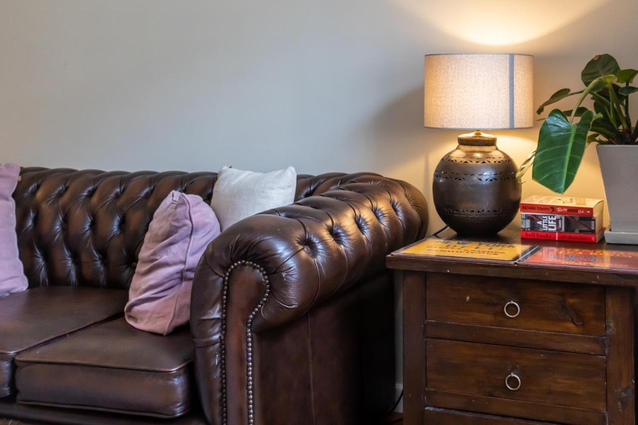 Apartment Hereford City - St Owens Terrace - Comfortable & Spacious Well Presented Three Storey House, Perfect For A Weekend Away & Exploring The City On Foot - Hosted By Rentmyhouse *